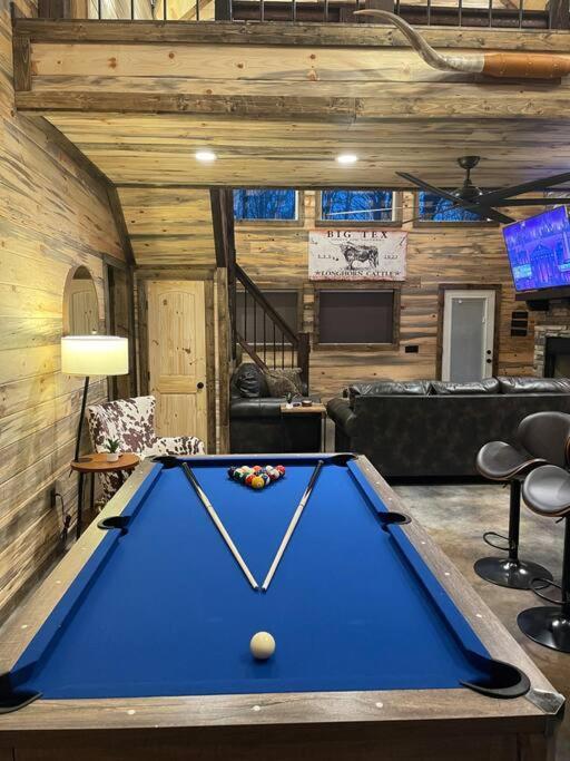 The Big Tex Luxury Cabin Is Epic Broken Bow Exterior photo