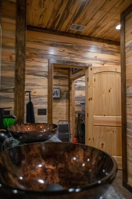 The Big Tex Luxury Cabin Is Epic Broken Bow Exterior photo