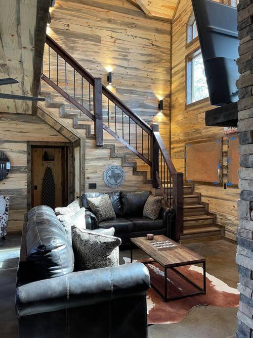 The Big Tex Luxury Cabin Is Epic Broken Bow Exterior photo