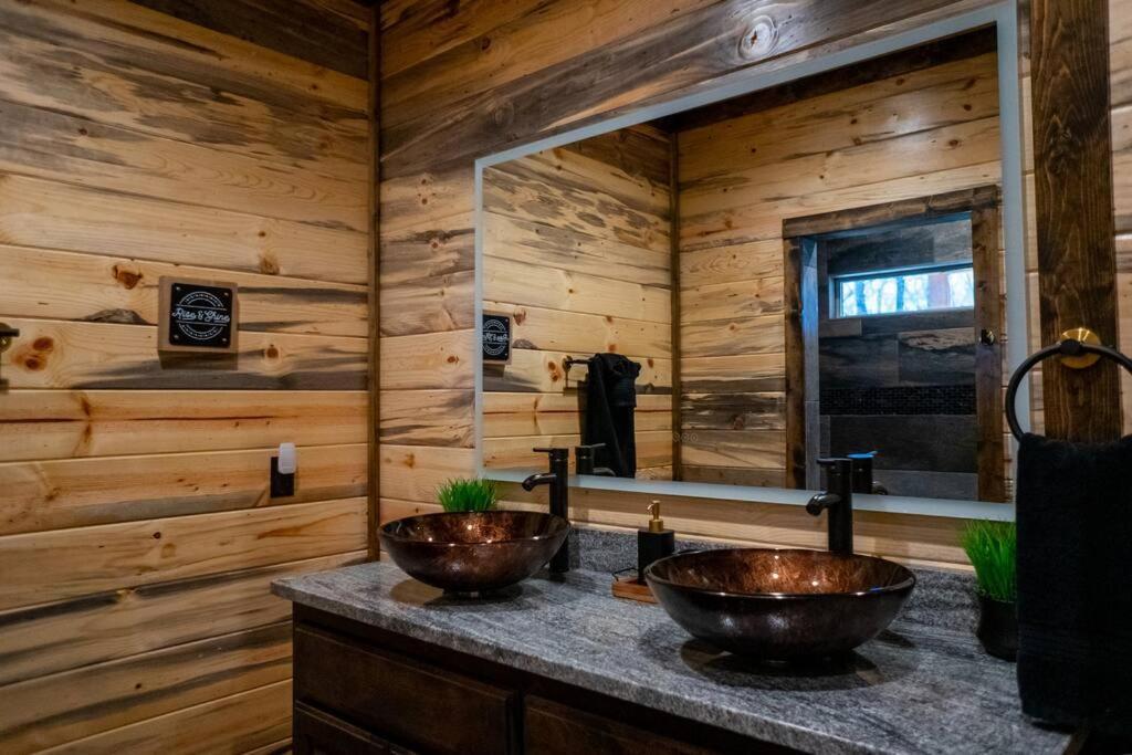 The Big Tex Luxury Cabin Is Epic Broken Bow Exterior photo