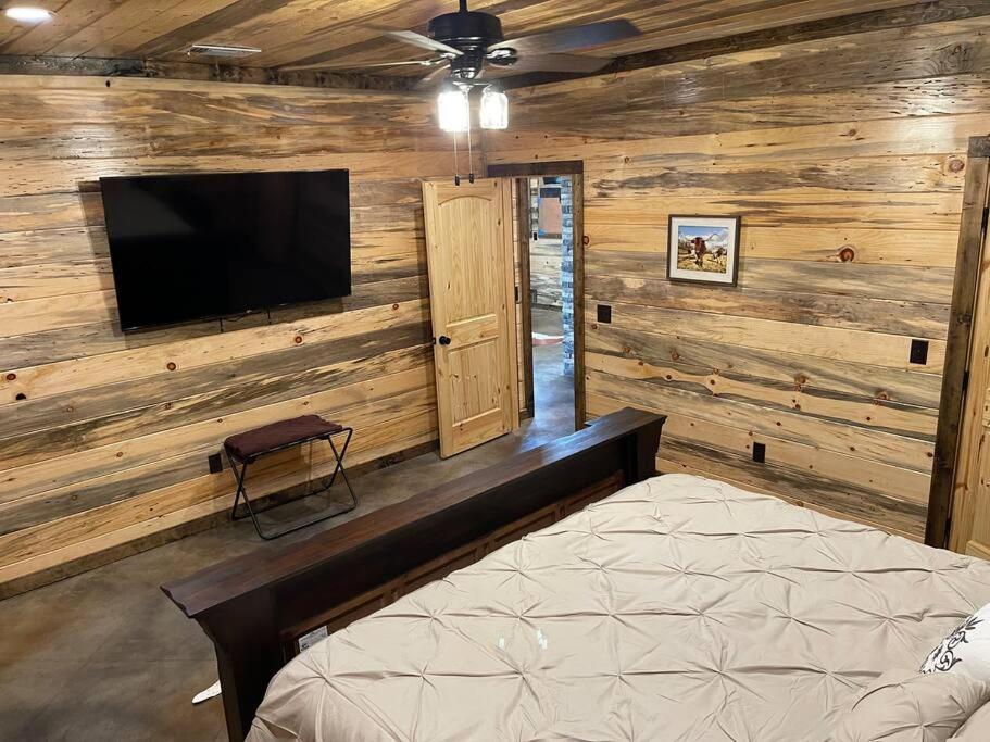The Big Tex Luxury Cabin Is Epic Broken Bow Exterior photo