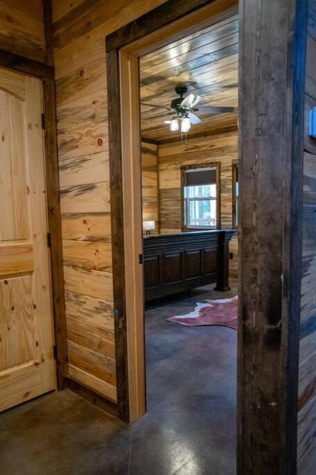 The Big Tex Luxury Cabin Is Epic Broken Bow Exterior photo